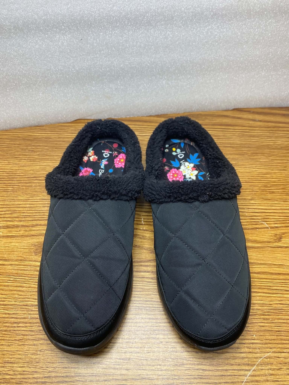 Vera Bradley VB Cloud Quilted Slip On Mule-Clog Womens Size 10 Faux Fur Comfort